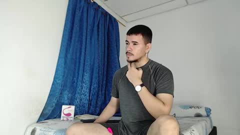 Juan David online show from 7, 10, 2025