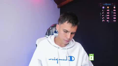 Snapshot of jeyden_camilo chatting on 9, 2, 2025 Jeyden Camilo online show from 9, 2, 2025
