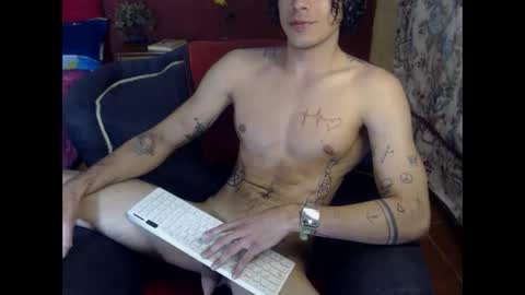 Snapshot of jffer_slhom chatting on 11, 10, 2025 jffer_slhom online show from 11, 10, 2025