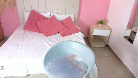 Jhan online show from 24, 4, 2026