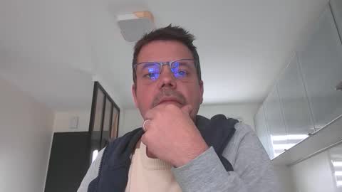 Snapshot of jhmec44000 chatting on 7, 5, 2026 jhmec44000 online show from 7, 5, 2026