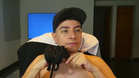 Jhoan Saenz online show from 15, 10, 2025