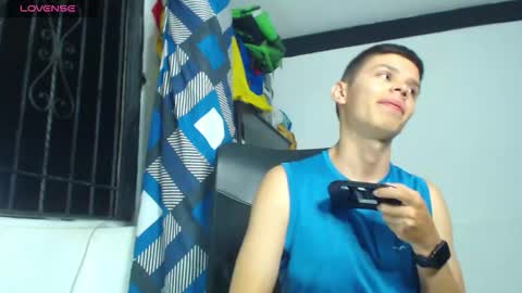 JhoanVelezModel online show from 4, 10, 2025