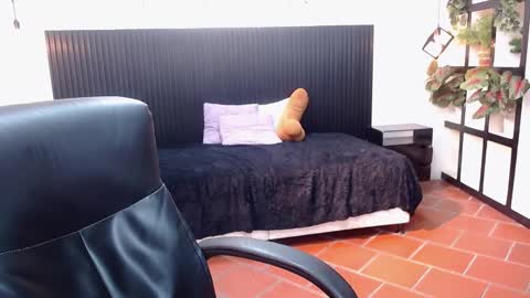 Jhoel online show from 7, 11, 2025