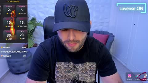 Snapshot of jhon_bear02 chatting on 1, 2, 2025 John Bear.... online show from 1, 2, 2025