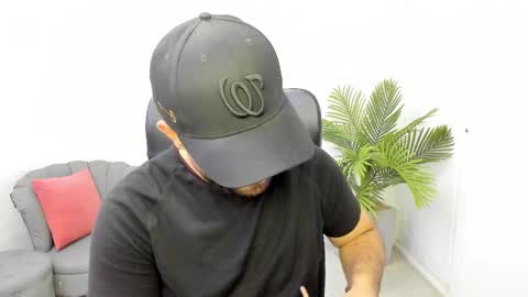 Snapshot of jhon_bear02 chatting on 18, 2, 2025 John Bear.... online show from 18, 2, 2025