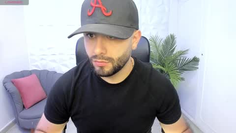 Snapshot of jhon_bear02 chatting on 27, 2, 2025 John Bear.... online show from 27, 2, 2025