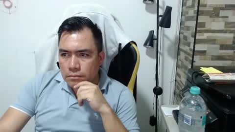 jhonatan_morales_s online show from 18, 7, 2026