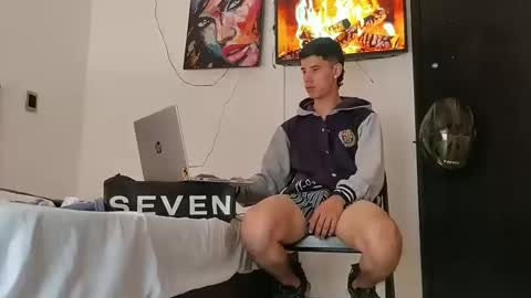Snapshot of jhongrey2 chatting on 7, 2, 2025 jhon online show from 7, 2, 2025