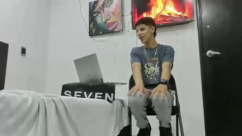 Snapshot of jhongrey2 chatting on 26, 2, 2025 jhon online show from 26, 2, 2025