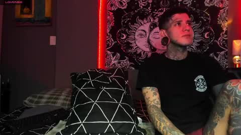 jhonny_ackerman online show from 13, 4, 2026