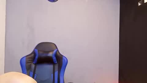 Snapshot of jhonny_thes28 chatting on 14, 2, 2026 jhonny_thes28 online show from 14, 2, 2026