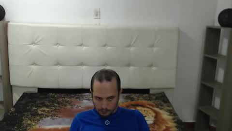 jhontorres018 online show from 19, 11, 2025