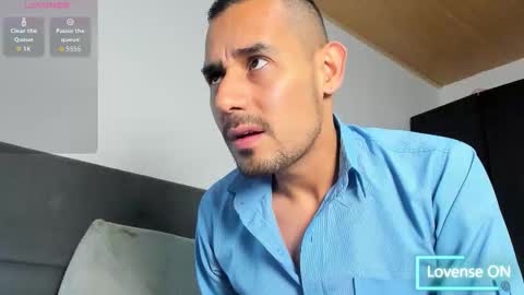 Jhony Alzate online show from 9, 3, 2026