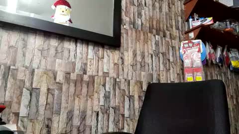 Jhosuamoore  online show from 2, 12, 2025