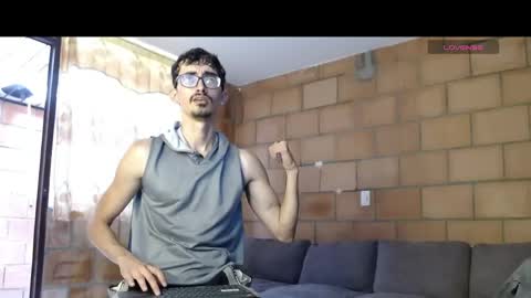 jhosuamoore2 online show from 15, 4, 2026