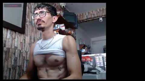 jhosuamoore2 online show from 18, 4, 2026