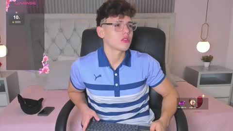 jhoumod_21 online show from 6, 1, 2026