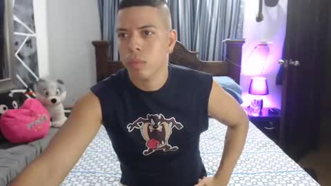 Snapshot of jhulian08 chatting on 21, 1, 2025 julian online show from 21, 1, 2025