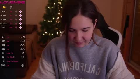 jia_lisaa online show from 5, 12, 2024