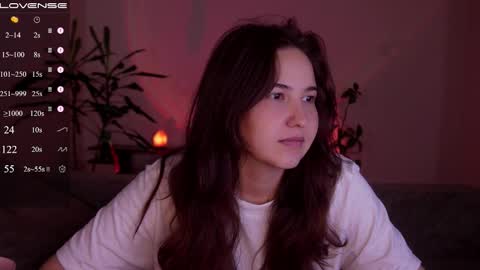 jia_lisaa online show from 17, 10, 2025