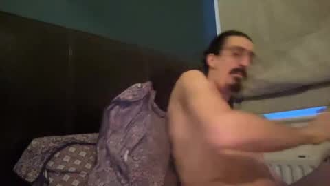 Snapshot of jiggz1986 chatting on 4, 1, 2025 Jigz1986 online show from 4, 1, 2025