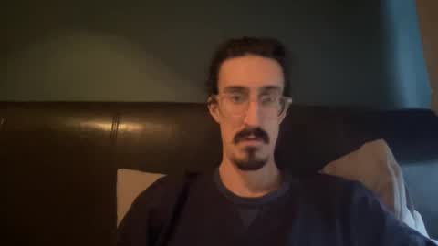 Snapshot of jiggz1986 chatting on 16, 2, 2025 Jigz1986 online show from 16, 2, 2025