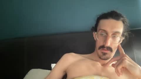 Snapshot of jiggz1986 chatting on 11, 3, 2025 Jigz1986 online show from 11, 3, 2025