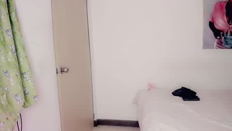 Snapshot of jimenna__ chatting on 22, 2, 2025 jimenna online show from 22, 2, 2025