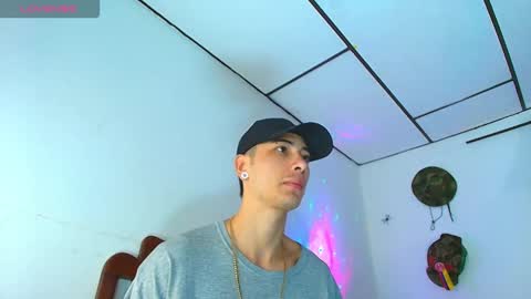 Jimm  Independent Model  online show from 9, 1, 2026