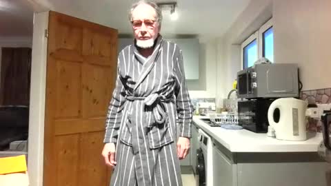 Jimmy Benido online show from 22, 2, 2026