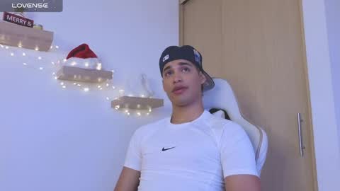 Jimmy Leeh online show from 6, 1, 2025