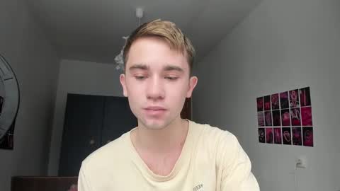 jimyti_bad_boy online show from 10, 1, 2025