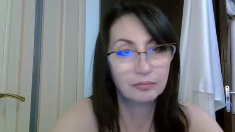 jinaluv online show from 12, 5, 2026