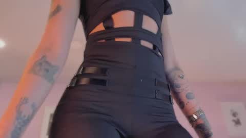 Snapshot of jinx_dh chatting on 16, 10, 2025 Jinx online show from 16, 10, 2025