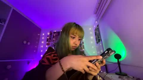 Snapshot of jinxxx_08 chatting on 1, 7, 2026 Minaa online show from 1, 7, 2026