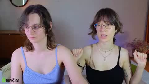 Snapshot of jitoon_exe chatting on 31, 7, 2026 Hey Guys We are Julia ginger Tina brunette online show from 31, 7, 2026