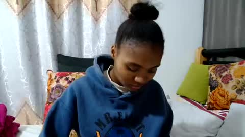 Snapshot of jjsecrets_ chatting on 5, 8, 2026 JJ online show from 5, 8, 2026