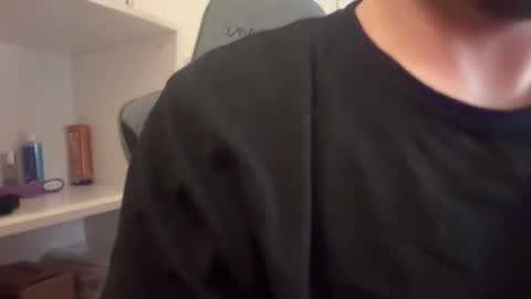 Snapshot of jloko93860 chatting on 25, 11, 2025 jloko93860 online show from 25, 11, 2025