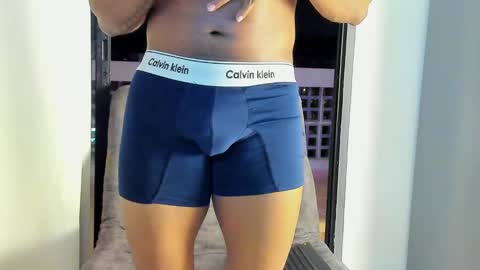 JOAN SAENZ online show from 22, 1, 2025