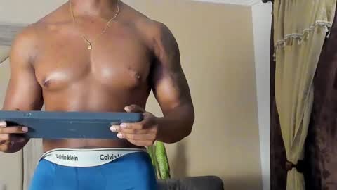 JOAN SAENZ online show from 7, 2, 2025