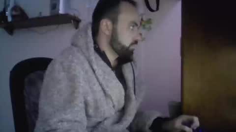 joaodias_18 online show from 5, 12, 2024