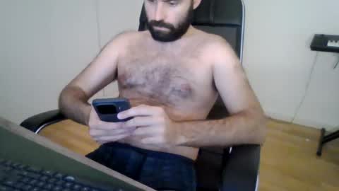 joaodias_18 online show from 2, 7, 2026