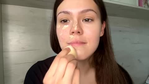 Snapshot of jodeesolarz chatting on 23, 4, 2026 Mila online show from 23, 4, 2026
