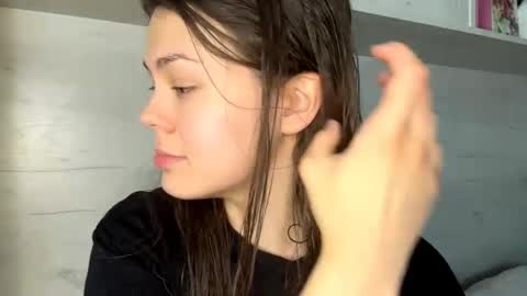 Snapshot of jodeesolarz chatting on 30, 4, 2026 Mila online show from 30, 4, 2026