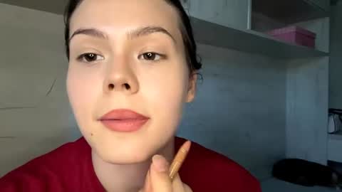 Snapshot of jodeesolarz chatting on 7, 7, 2026 Mila online show from 7, 7, 2026