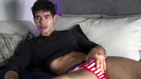 Snapshot of joe_steel1 chatting on 21, 5, 2026 joe_steel1 online show from 21, 5, 2026