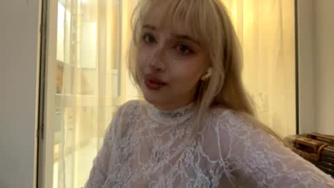 Snapshot of joellavaranda chatting on 15, 10, 2025 Amaya online show from 15, 10, 2025