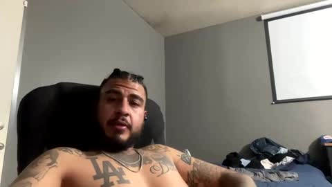 Snapshot of joevonknee chatting on 24, 1, 2025 joevonknee online show from 24, 1, 2025