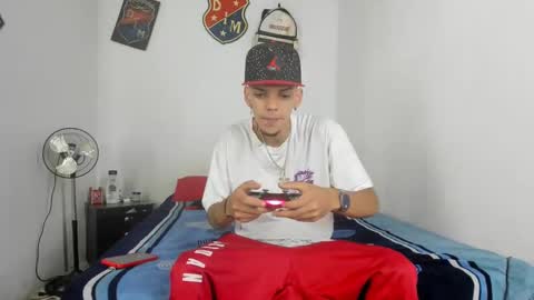 johan_and_antonella online show from 11, 1, 2025